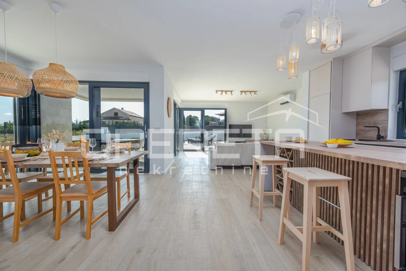 moderna vila s bazenom 217 m2, poljica brig, zadar - slika 12