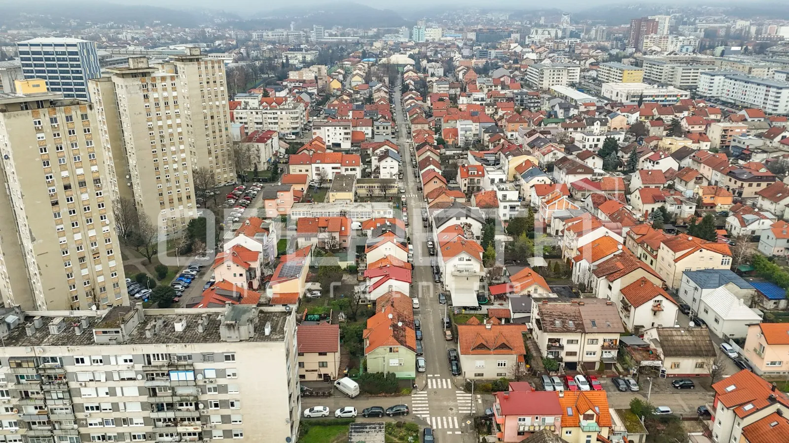 prodaja, kuća, trešnjevka, vjekoslava spinčića, polugrađena, 173m2 - slika 27