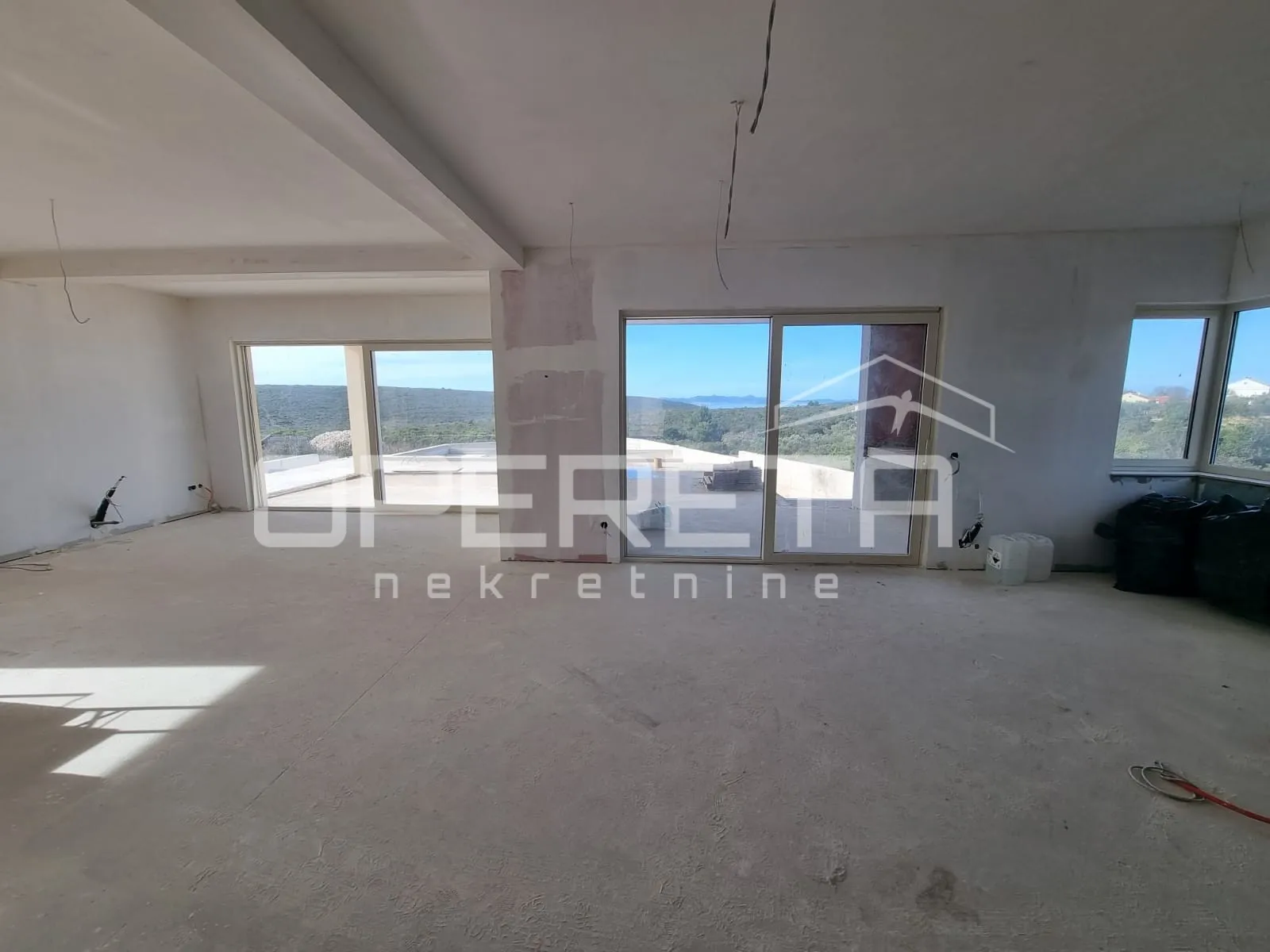 vila s infinity bazenom i pogledom na more - slika 6