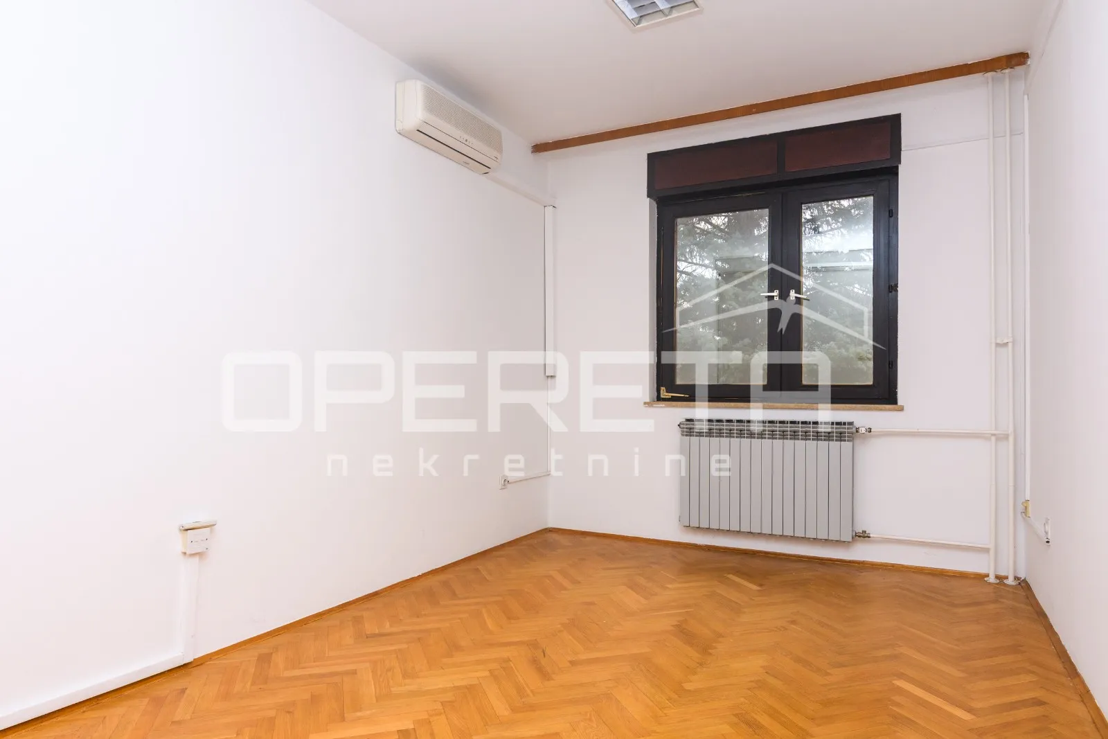 pantovčak - poslovna zgrada ( 529m2) s pomočnim objektom 200m2, najam - slika 16