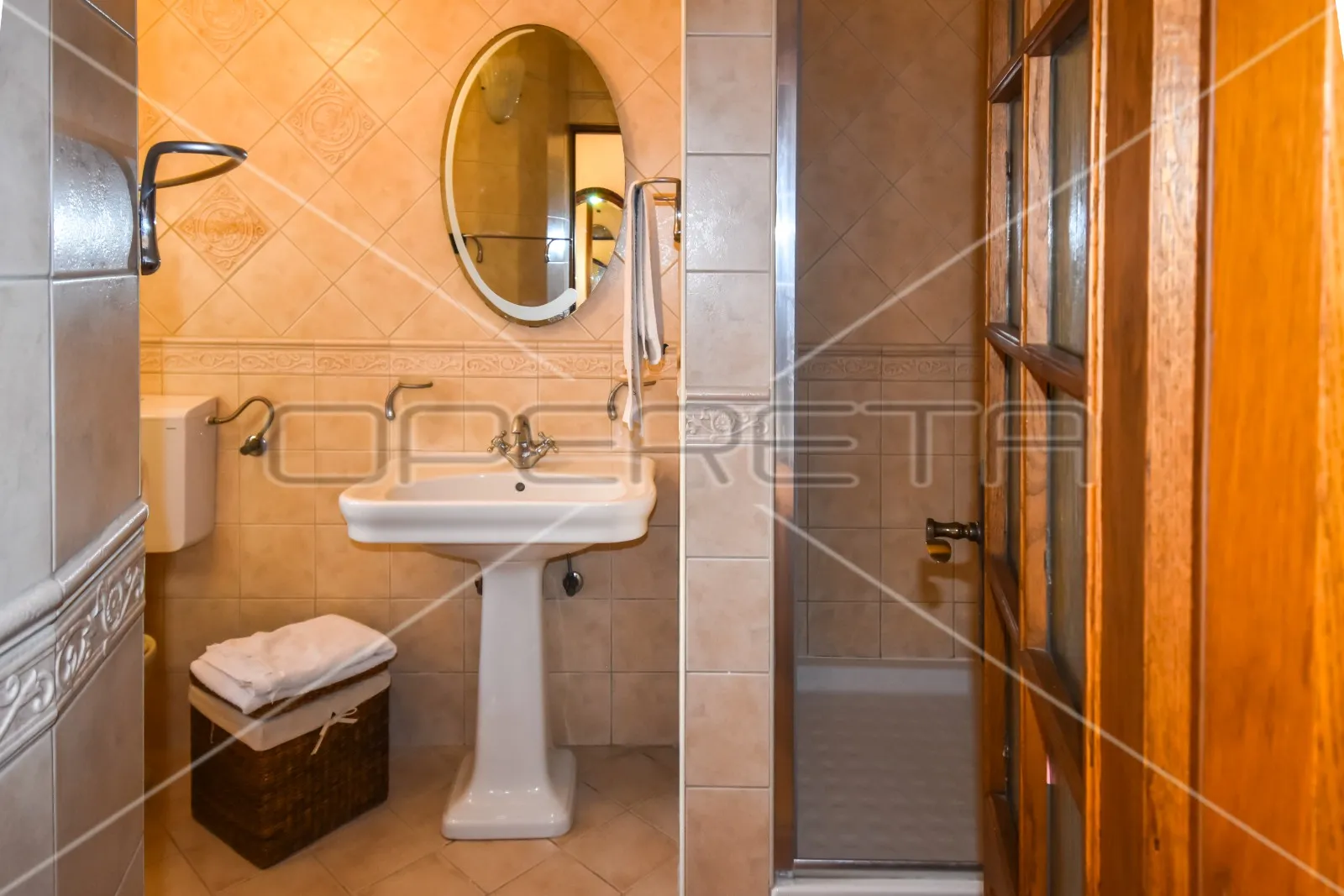 dalmatinska kamena kuća u centru jelse na otoku hvaru, 154 m2 - slika 4