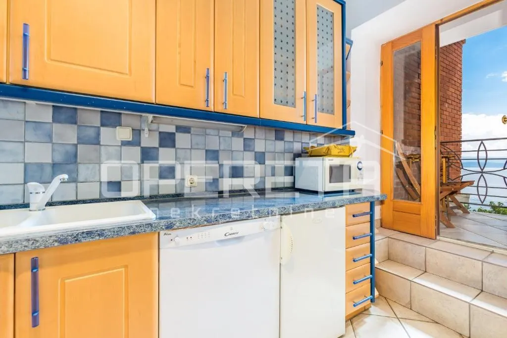 opatija – prostran stan s pogledom na more, 2. red od mora, 140 m² - slika 8