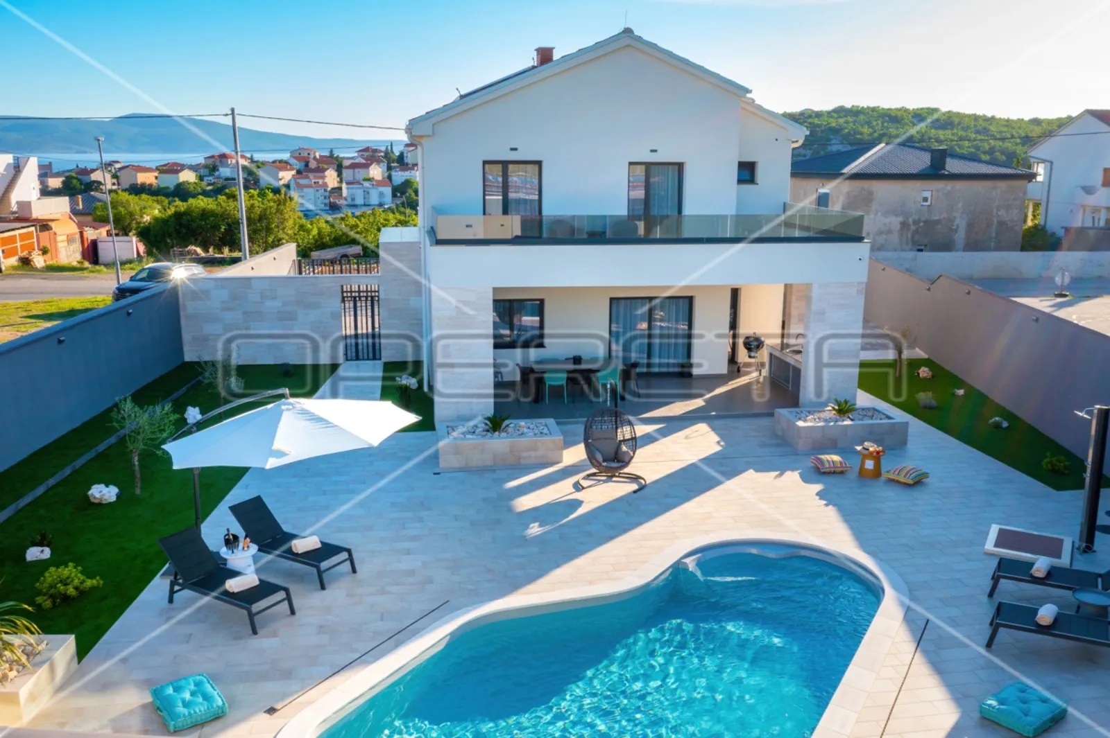 luksuzna vila s bazenom u novom vinodolskom! - slika 15