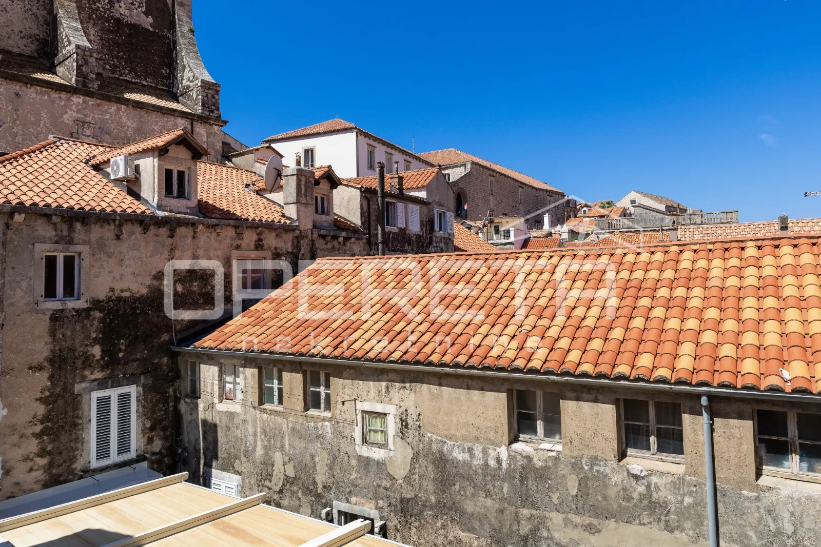 kuća s 9 turističkih apartmana i restoranom u staroj jezgri dubrovnika - slika 7