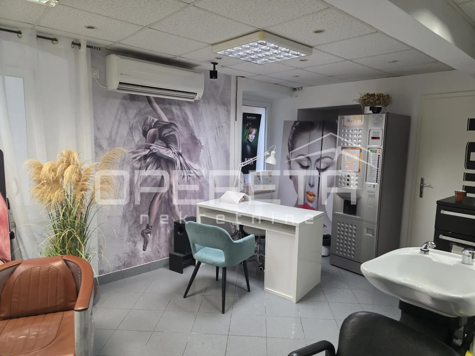 atraktivan poslovni prostor u centru malog lošinja, nedaleko od mora - slika 7