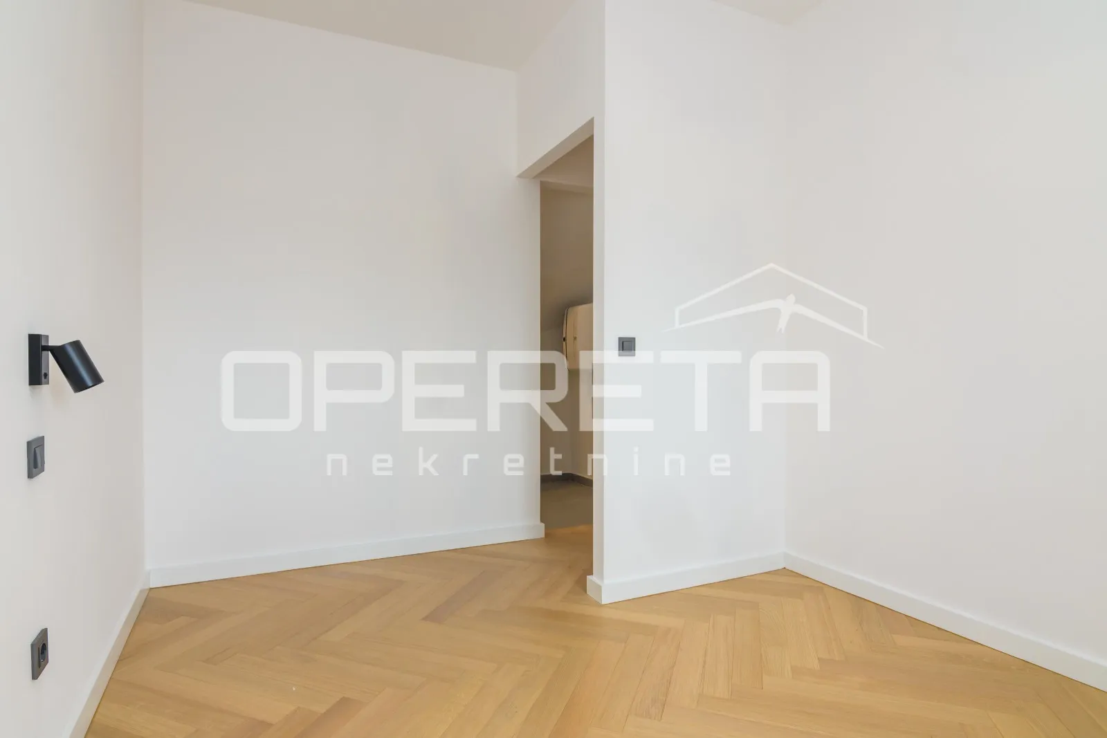 varšavska – novouređen stan u srcu zagreba, 75 m2 - slika 10