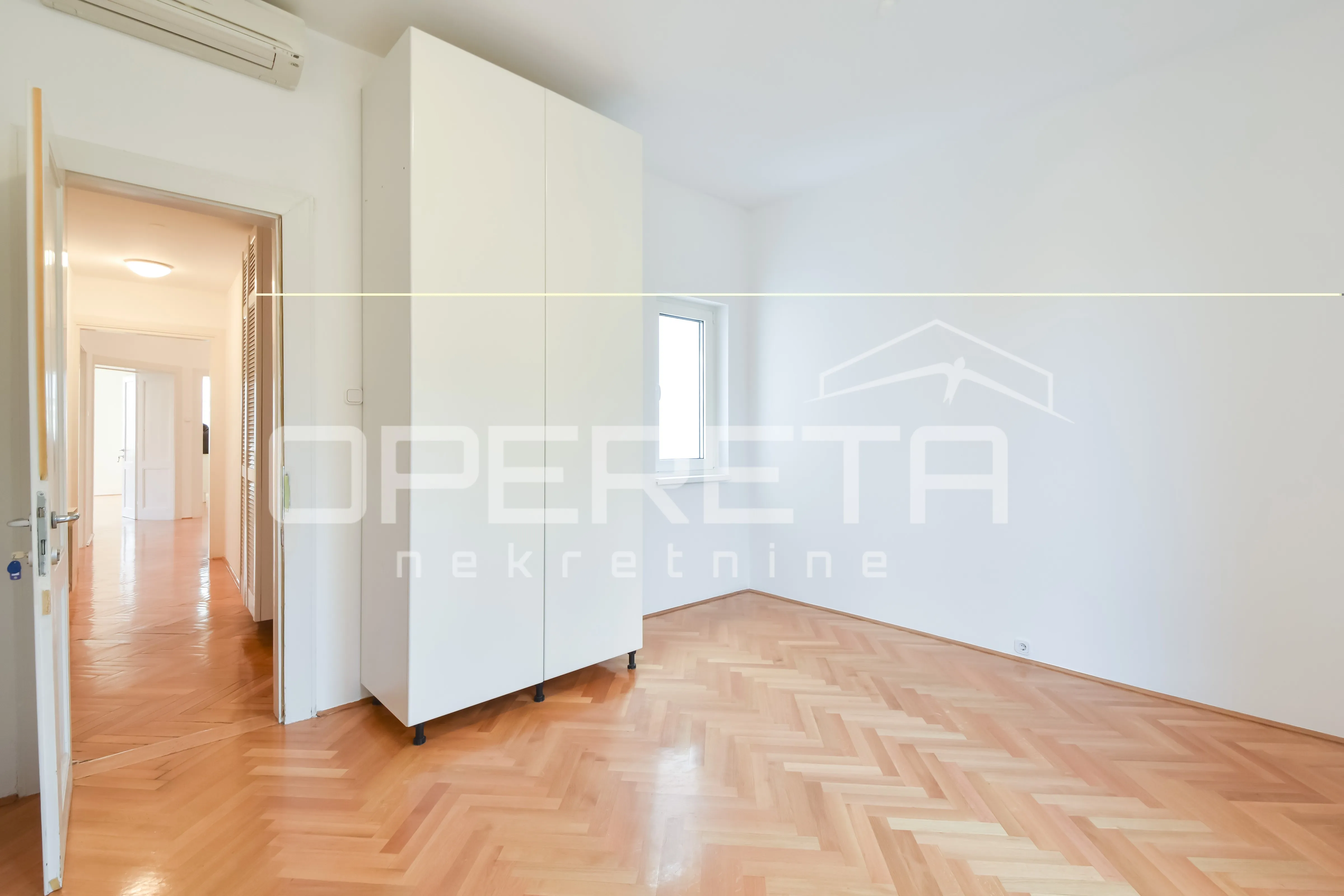 najam, ured, britanac, bosanska, 140m2 - slika 10