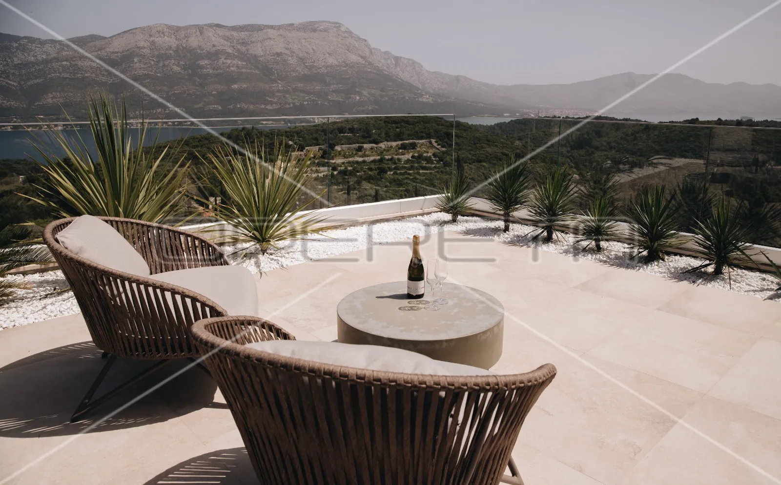 prekrasna vila na korčuli s panoramskim pogledom na more – 360 m2 luksuza - slika 2