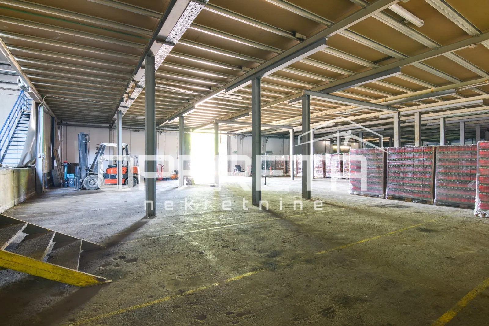 najam, hala-skladište, hrnetić, kaštel 55, 6600m2 - slika 9
