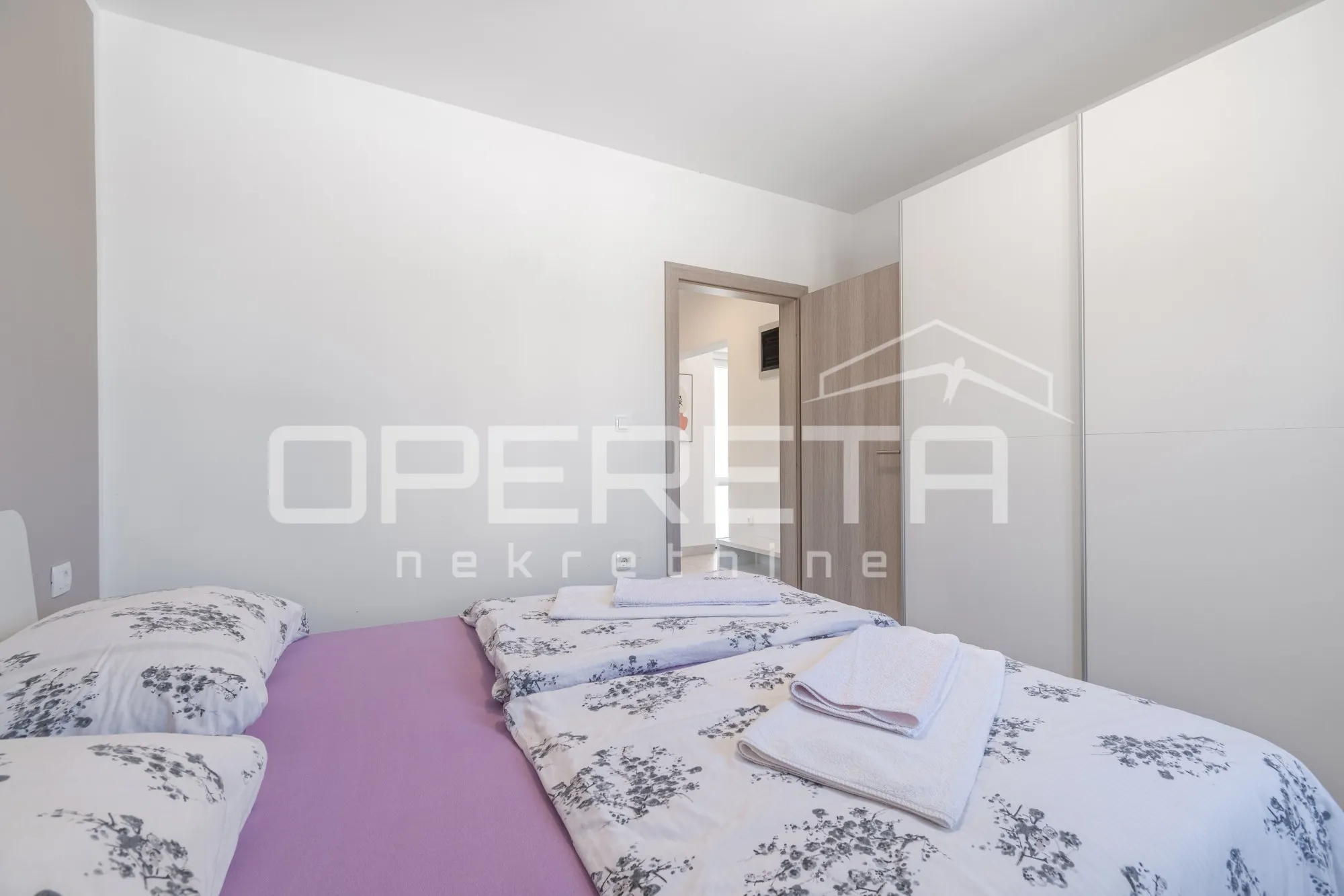 ekskluzivna luksuzna vila s panoramskim pogledom na more u privatnom kompleksu - slika 20