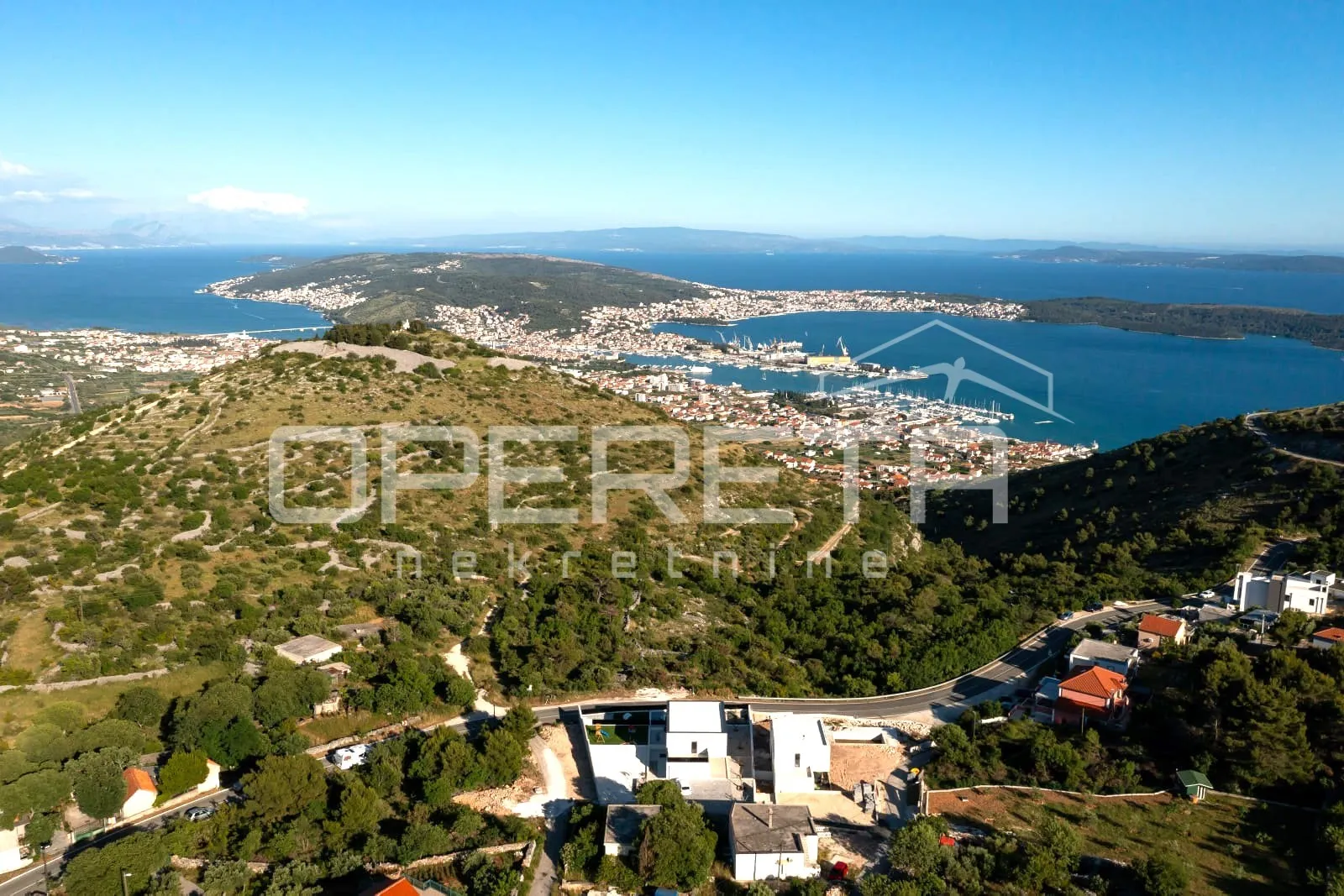 luksuzna vila s panoramskim pogledom – seget gornji - slika 16