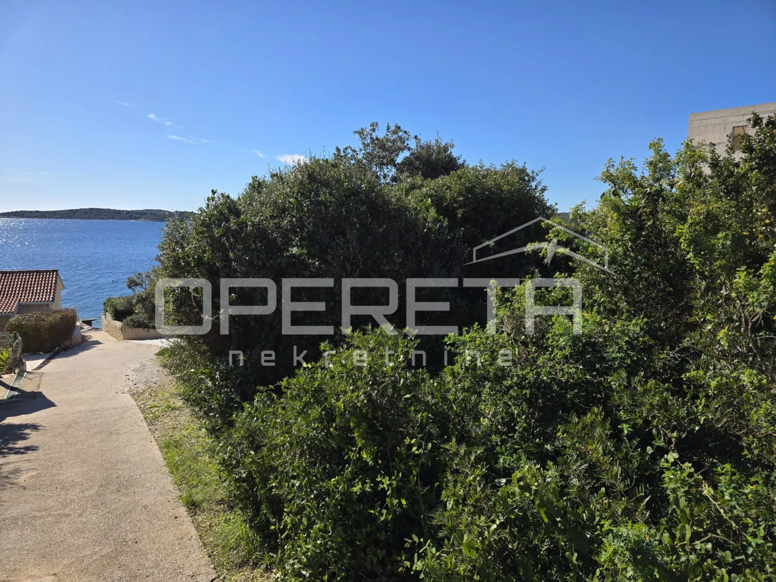 ženka, vis, 430,00 m2, 301.000,00 eur - slika 8