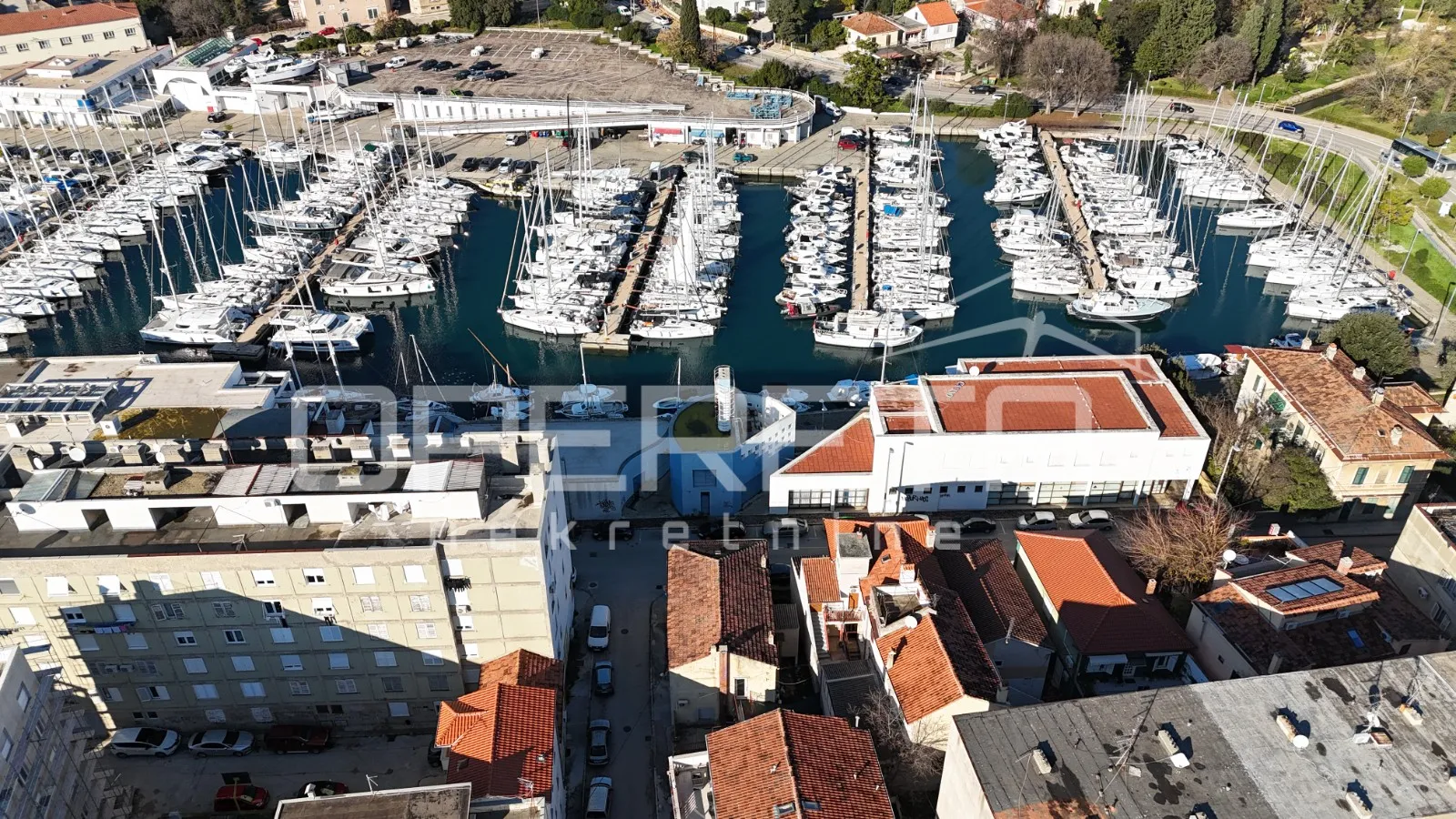 zadar, centar - kuća s konobom, 20m od mora - slika 27