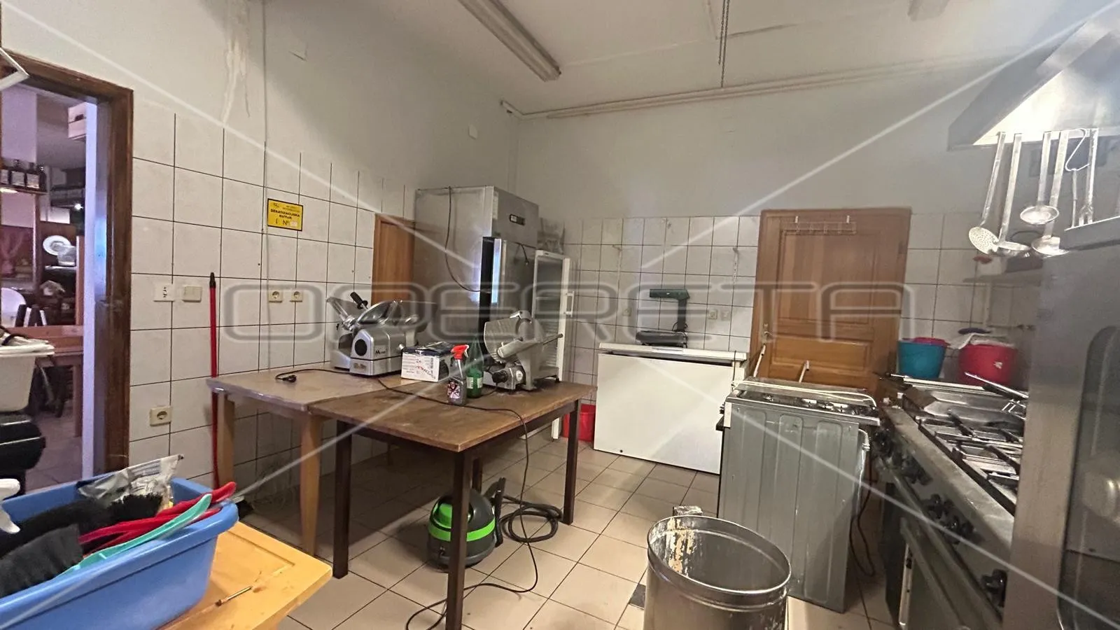 prodaja, ulični lokal, sesvete, varaždinska cesta 54, 231m2 - slika 8
