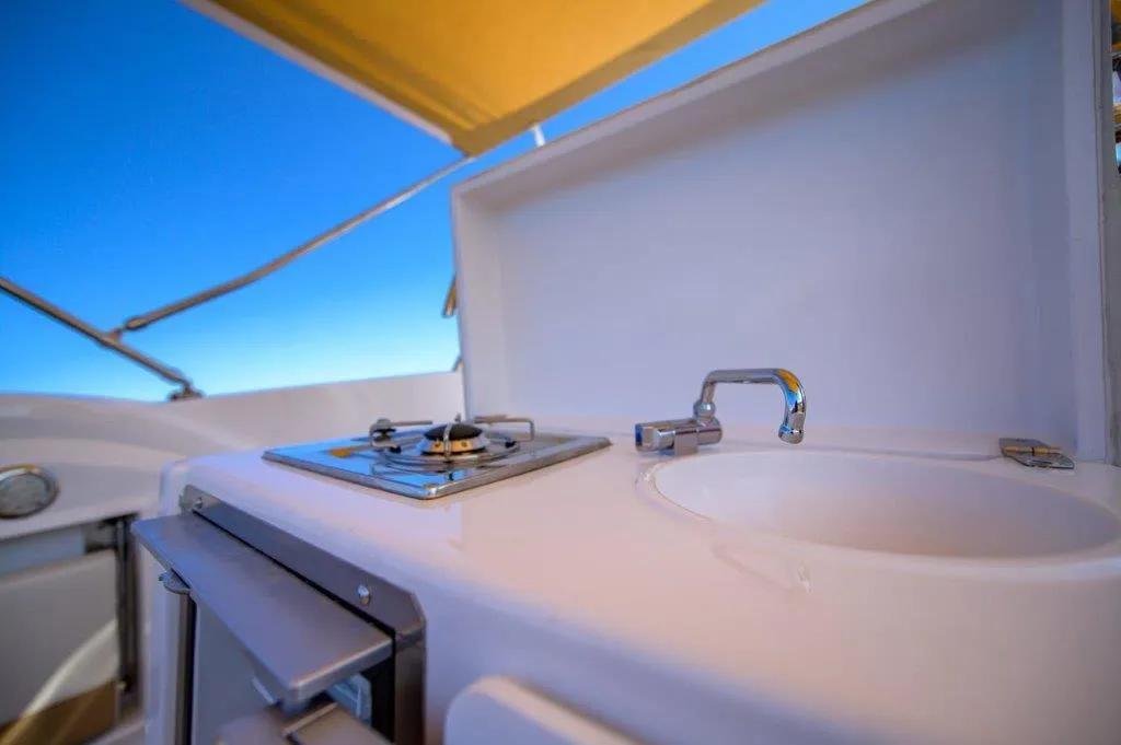idea marine 70.2 wa+suzuki 200 ks - slika 9