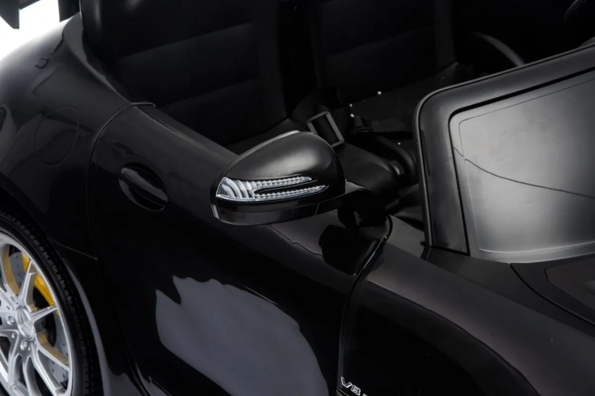 licencirani auto na akumultor mercedes benz gt r 4 x 4 – crni/lakirani - slika 11