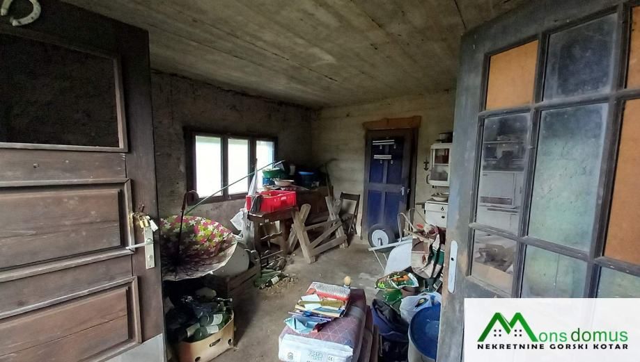 stara kuća u dobrom stanju (prodaja) - slika 11