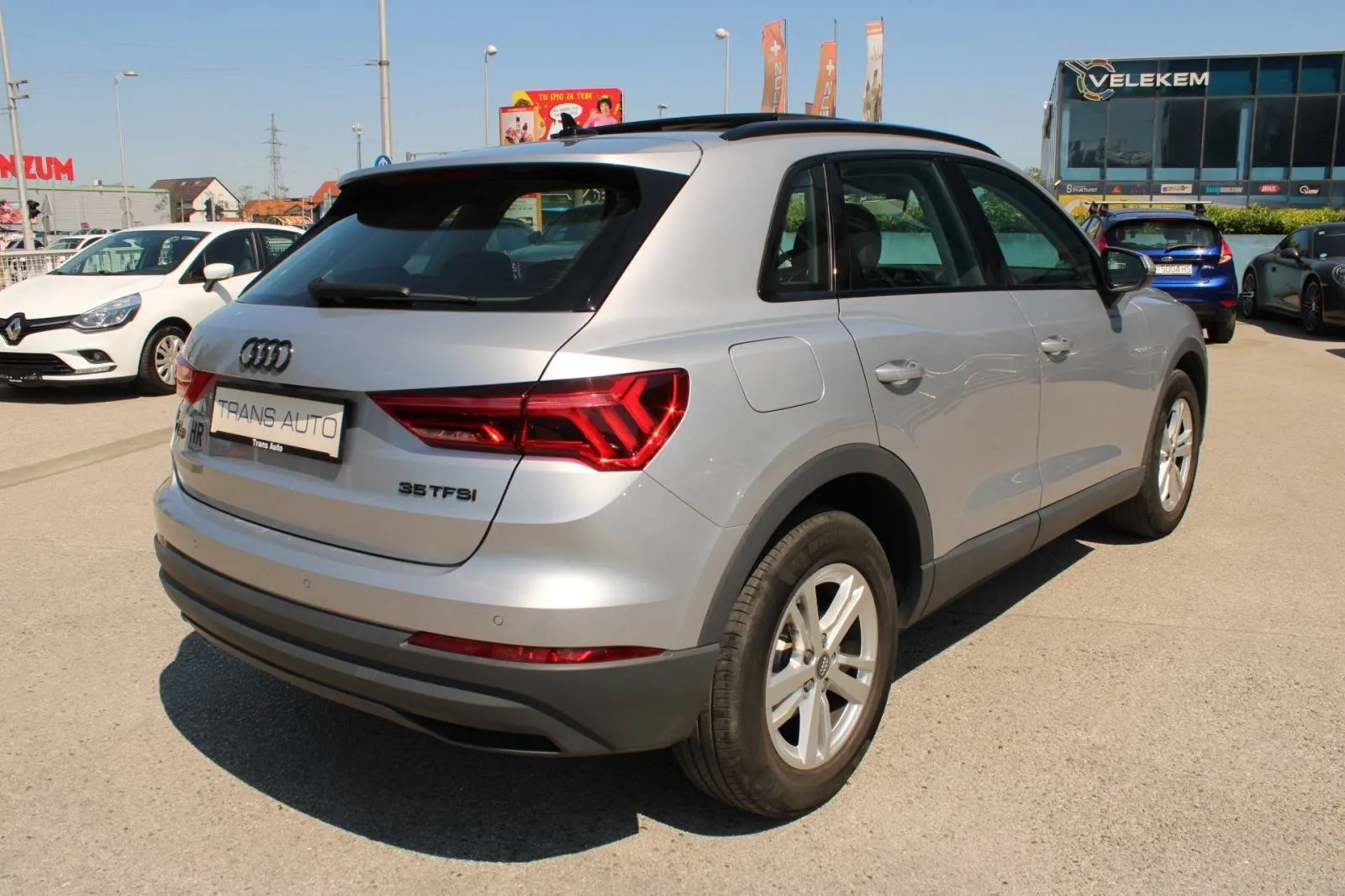 audi q3 35 tfsi automatik *panorama, led, navigacija, kamera* - slika 5