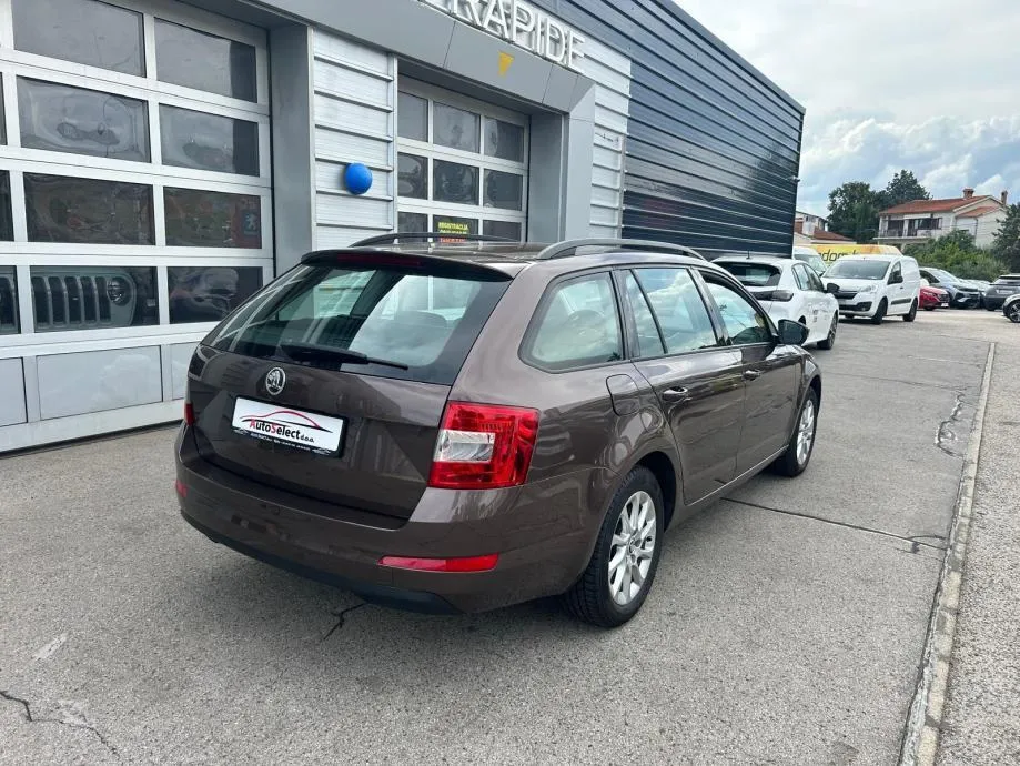 škoda octavia sw 1,6 tdi - 149.000km - servisna - odlična - reg 1 god! - slika 6