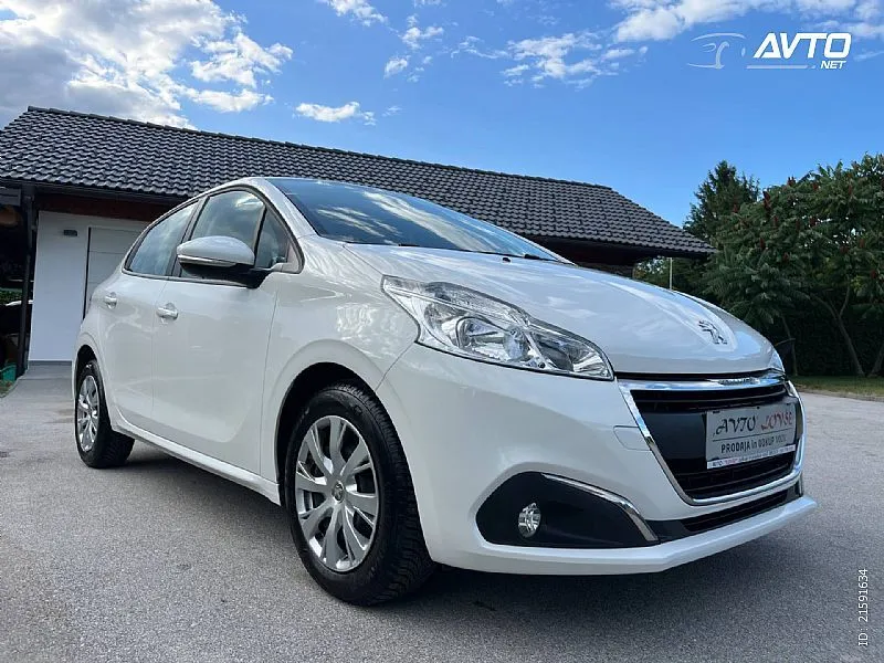 peugeot 208 1.2 puretech active-1 vl.-45.000 km-navi - slika 7