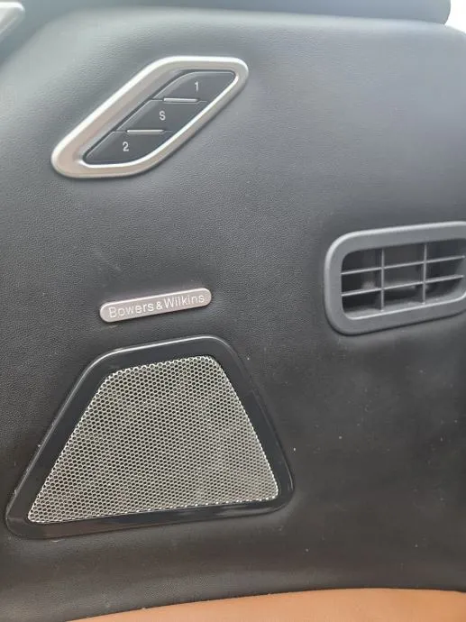 maserati ghibli sq4 3.0 v6 gran lusso - slika 18