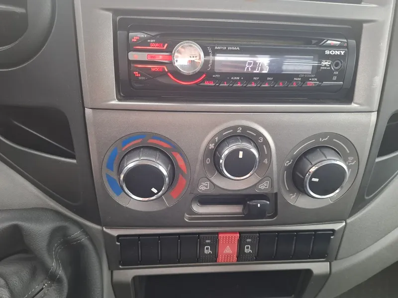 iveco daily 35s11*dizalica košara sa stopama* - slika 13