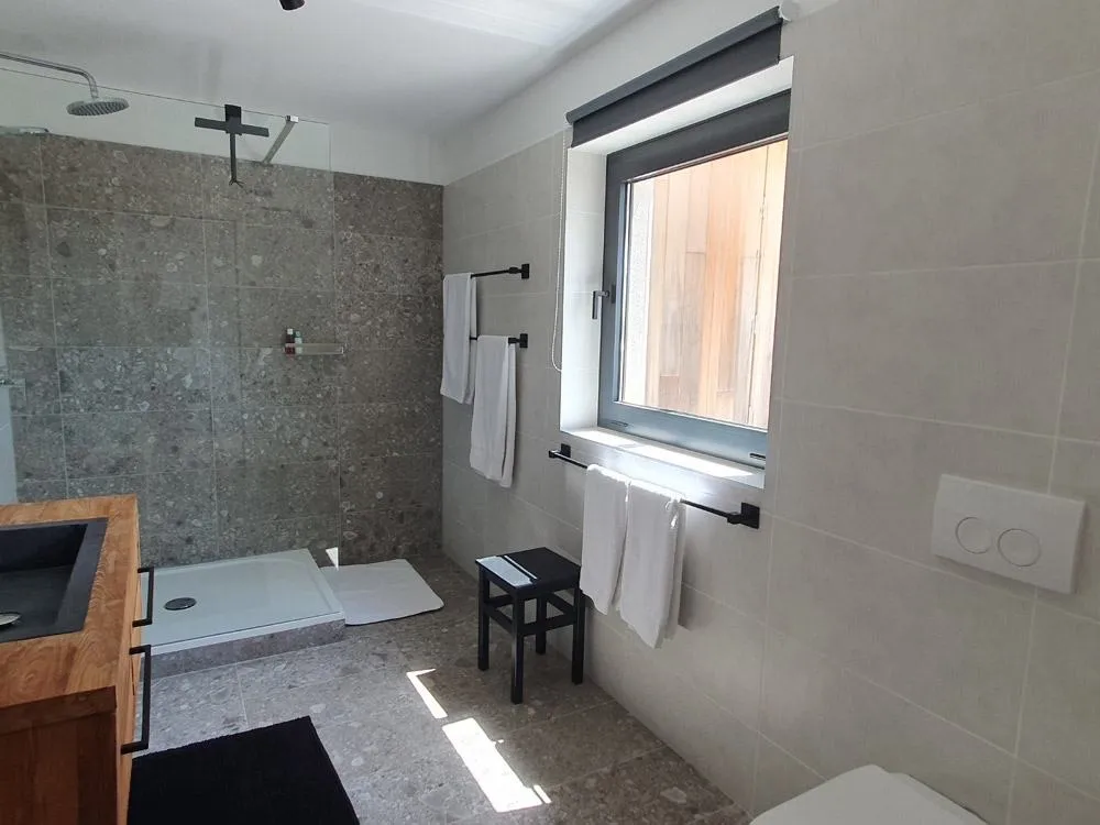 kuća: poreč, 349 m2, villa s bazenom, ljetnom kuhinjom, dupla garaža - slika 14
