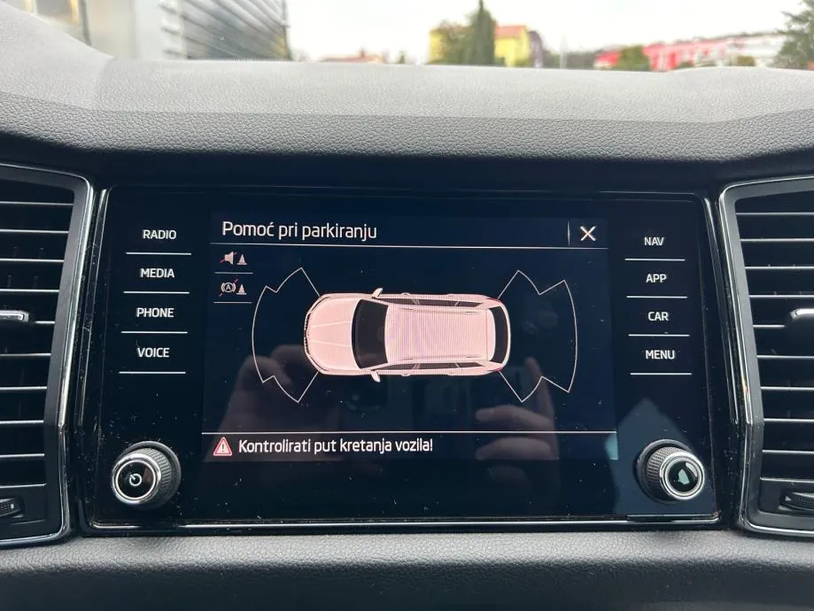 škoda kodiaq 2,0 tdi dsg 4x4 - 100.000km - garancija - reg 1god!! - slika 22