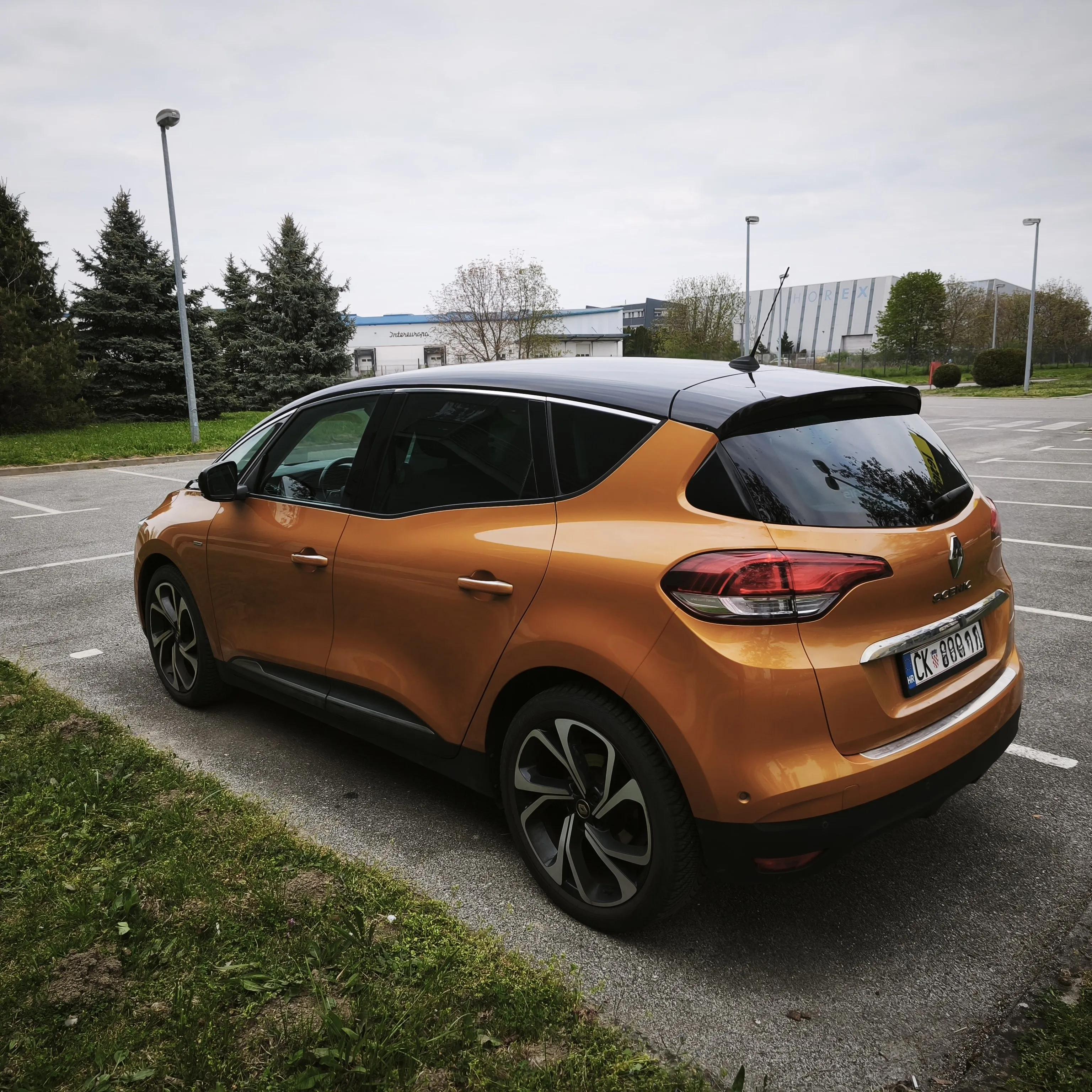 renault scenic iv bose energy dci 110 - slika 12