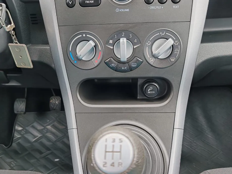 suzuki splash 1,0 , 2008 g, 113000 km kartice - slika 16