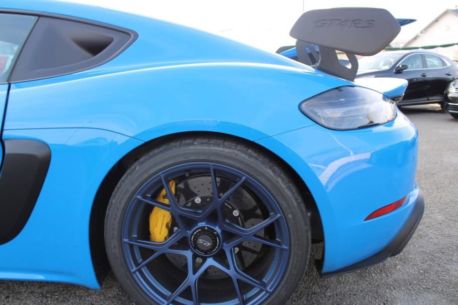 porsche cayman 718 gt4 rs - slika 4