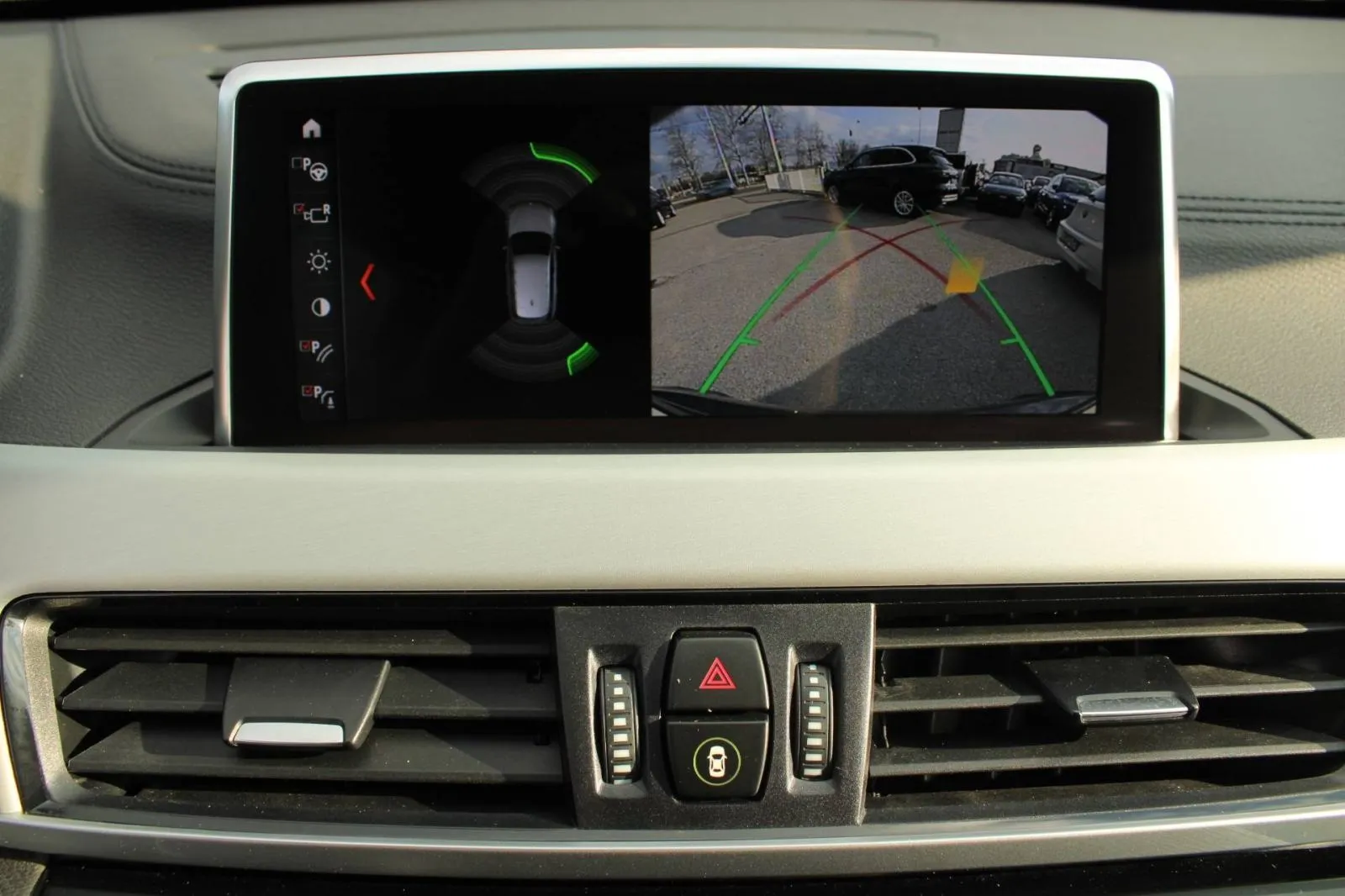 bmw x1 18d automatik ///m paket *led,navigacija,kamera* - slika 24