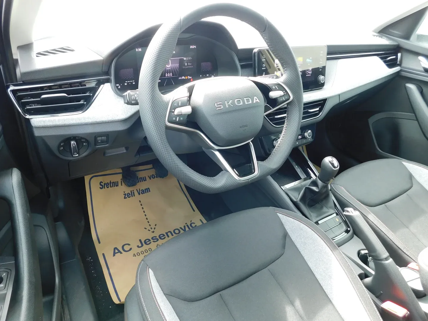 12731 škoda kamiq fl selection 1.0 tsi - slika 9