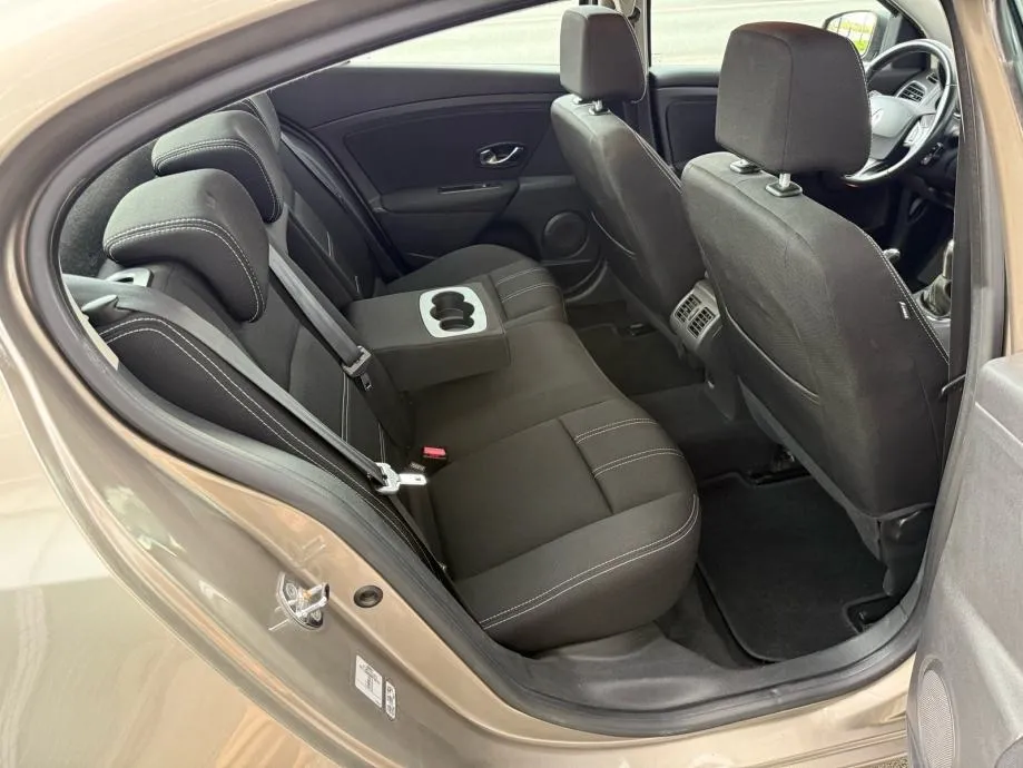 renault fluence 1.5dci °automatska klima°nije uvoz°prvi vlasnik° - slika 16