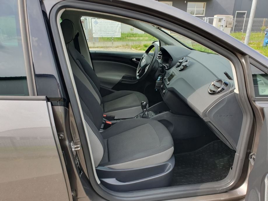 seat ibiza 1,4 tdi 143 000 kilometara 2017 god - slika 10