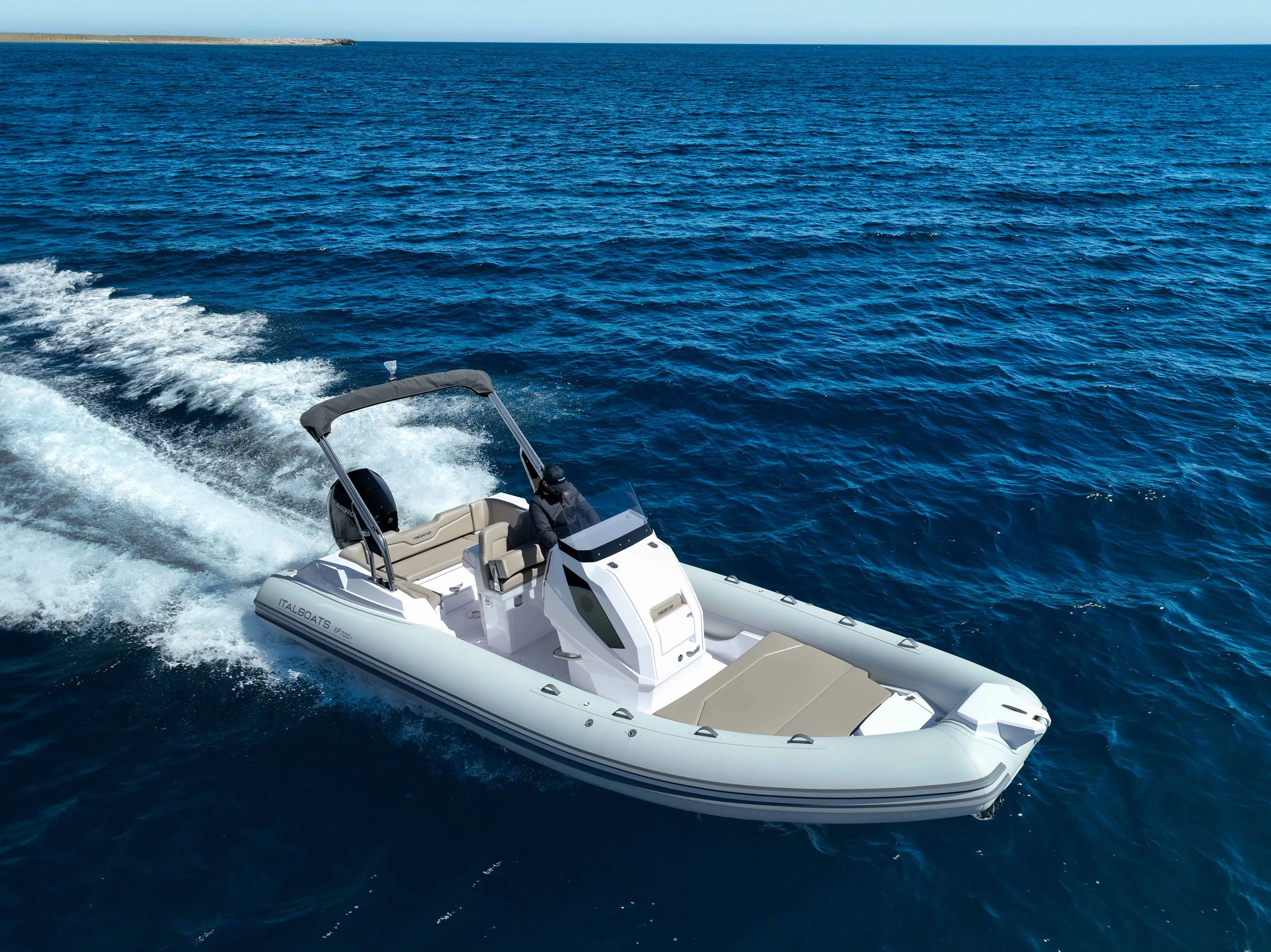 najam broda - italboats predator 700t - 250 ks (2025.) - slika 4