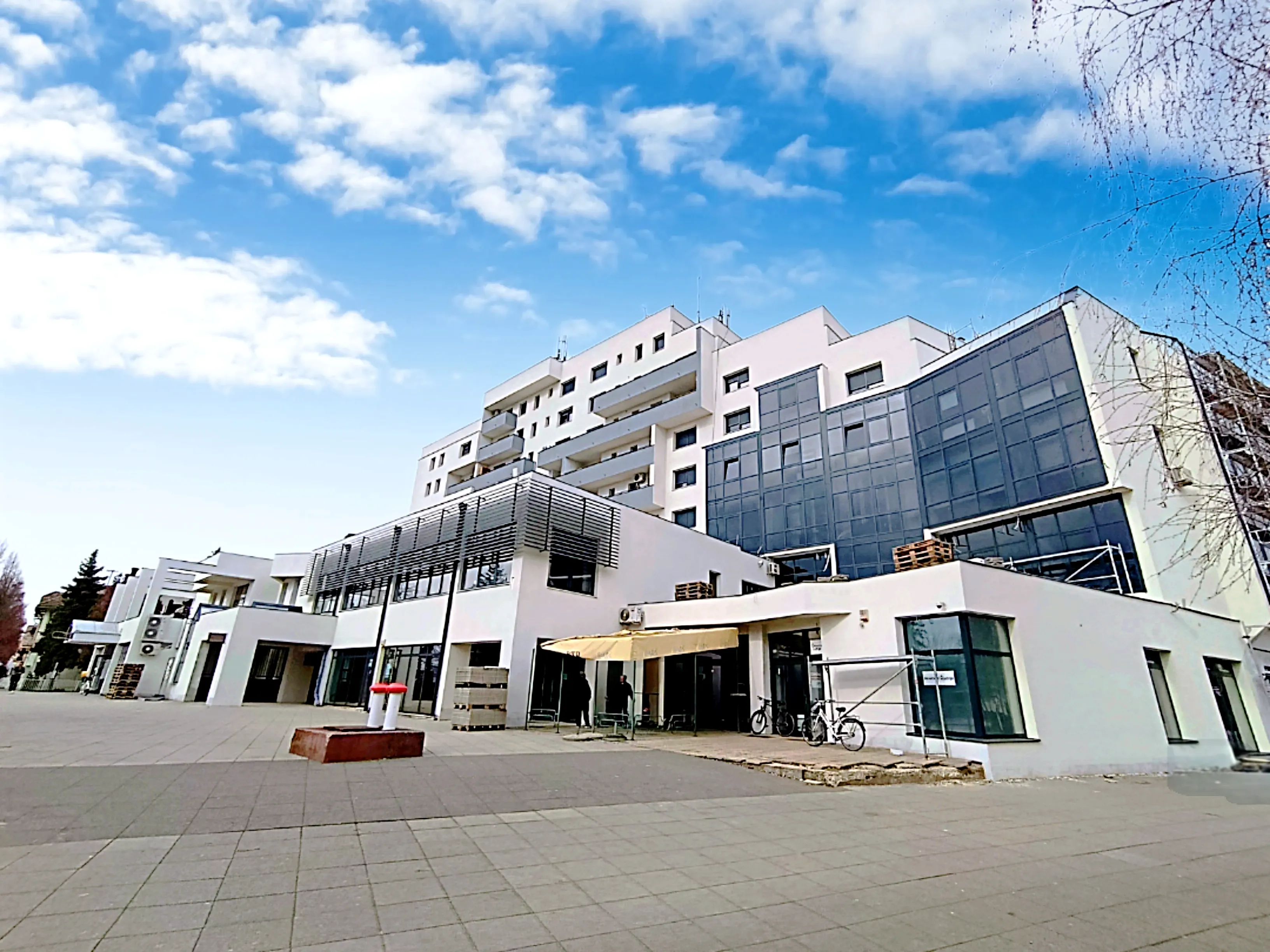 p r i l i k a !! prodajem poslovni prostor od 186 m2 – centar grada! - slika 2