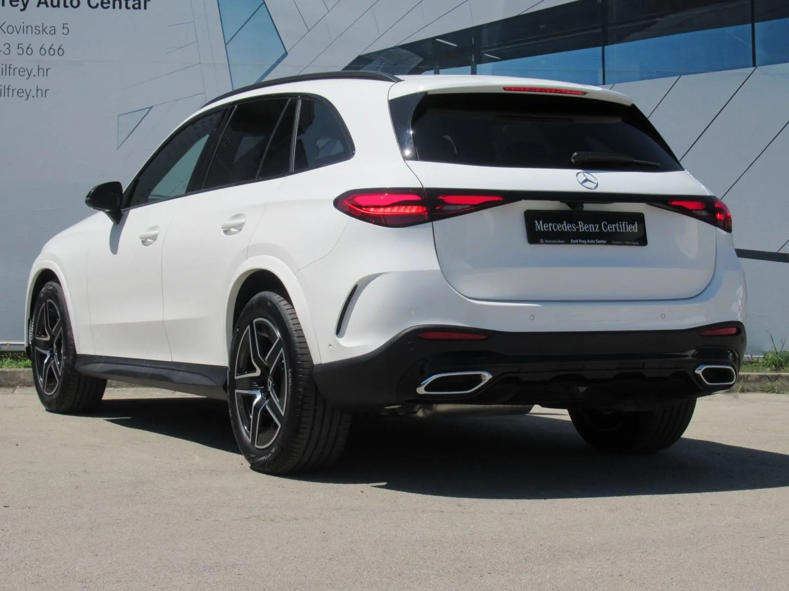 mercedes-benz glc 220 d 4m amg line - slika 8