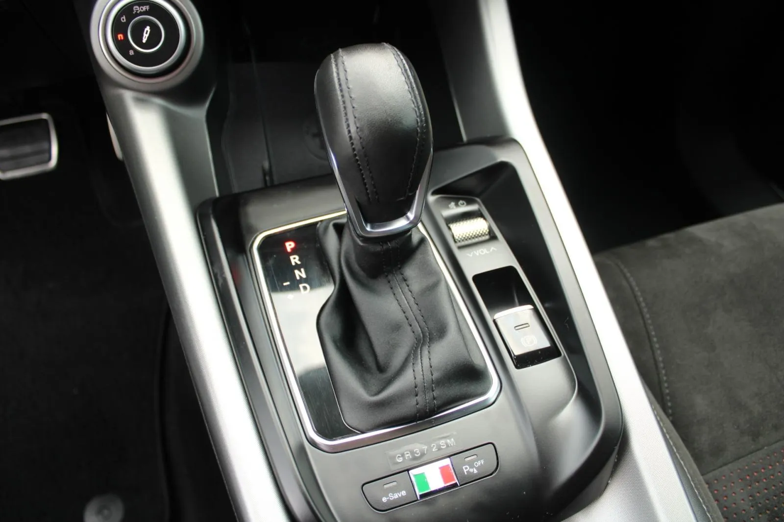 alfa romeo tonale plug in hybrid q4 veloce 280ks automatik - slika 24