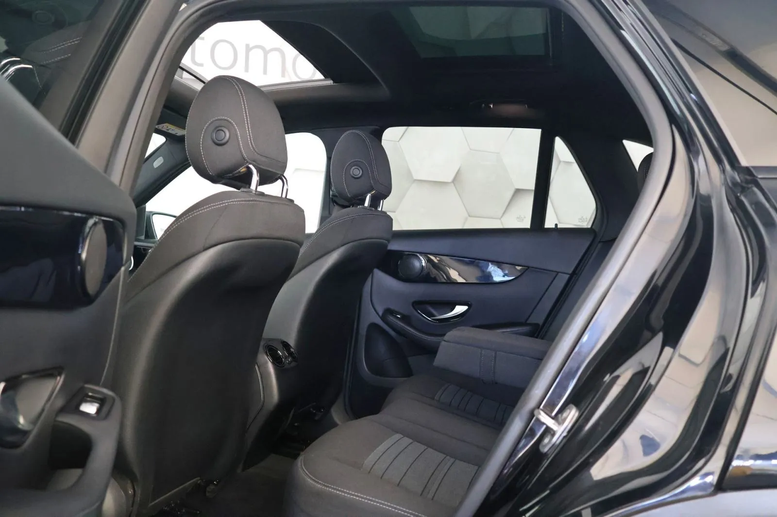 mercedes-benz glc-razred glc 220d 4-matic 9g-tronic 170km pano - slika 15
