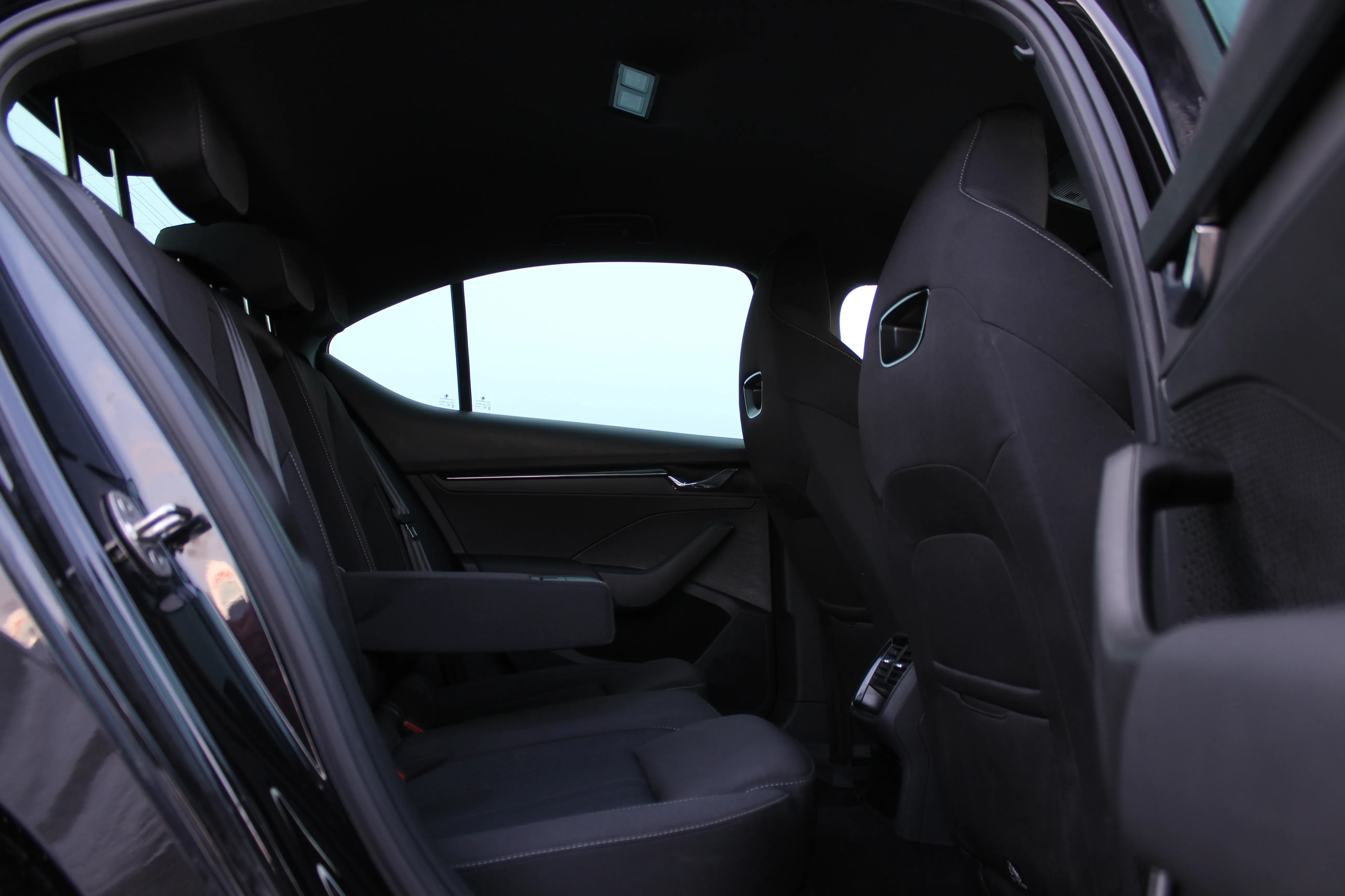 10882 škoda octavia sportline 2.0 tdi - slika 12