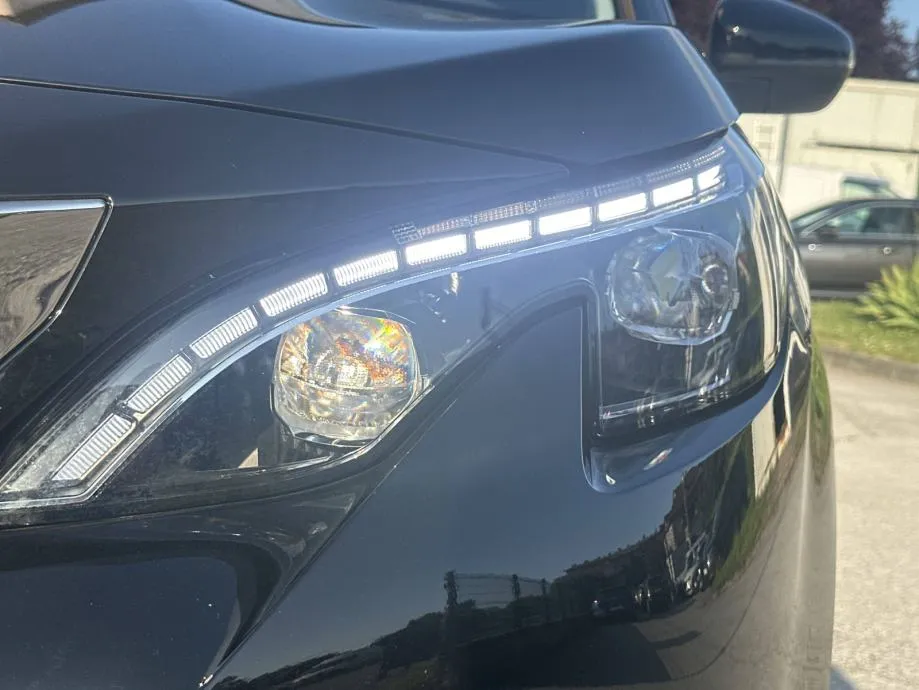 peugeot 5008 1,2 puretech *allure* 7 sjedala * jamstvo 24 mjeseca! - slika 27