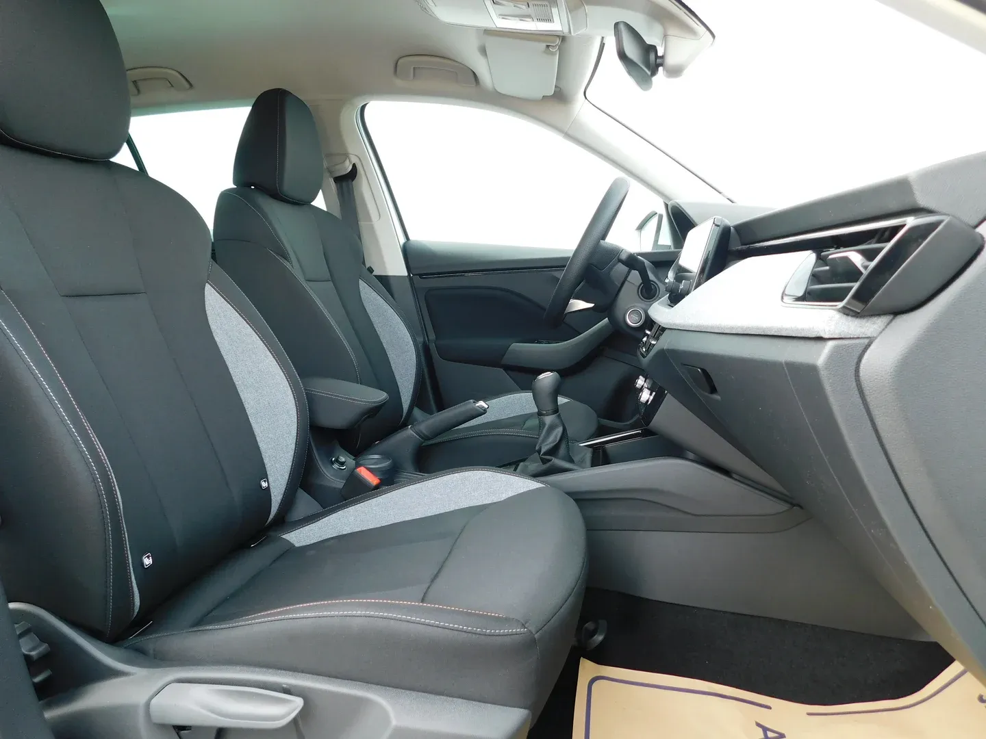 12736 škoda kamiq fl selection 1.0 tsi - slika 12
