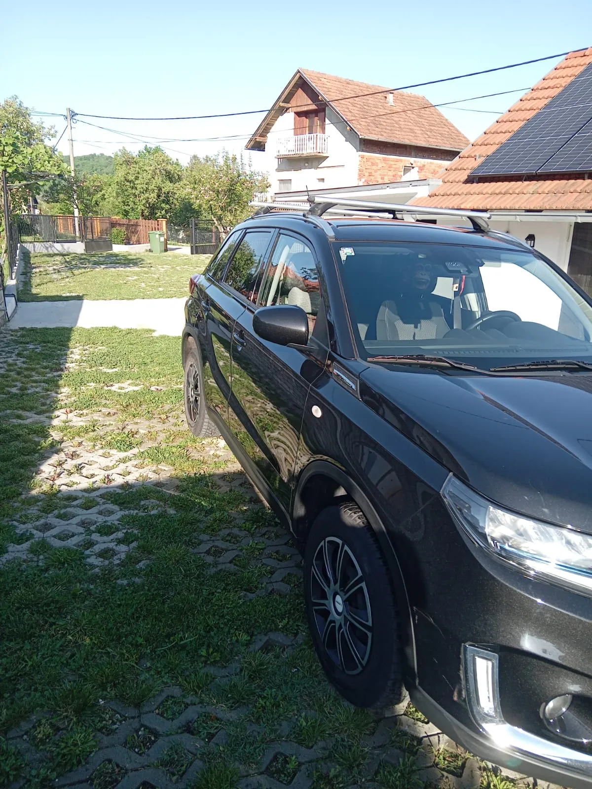 suzuki vitara 1.4 hybrid - slika 2