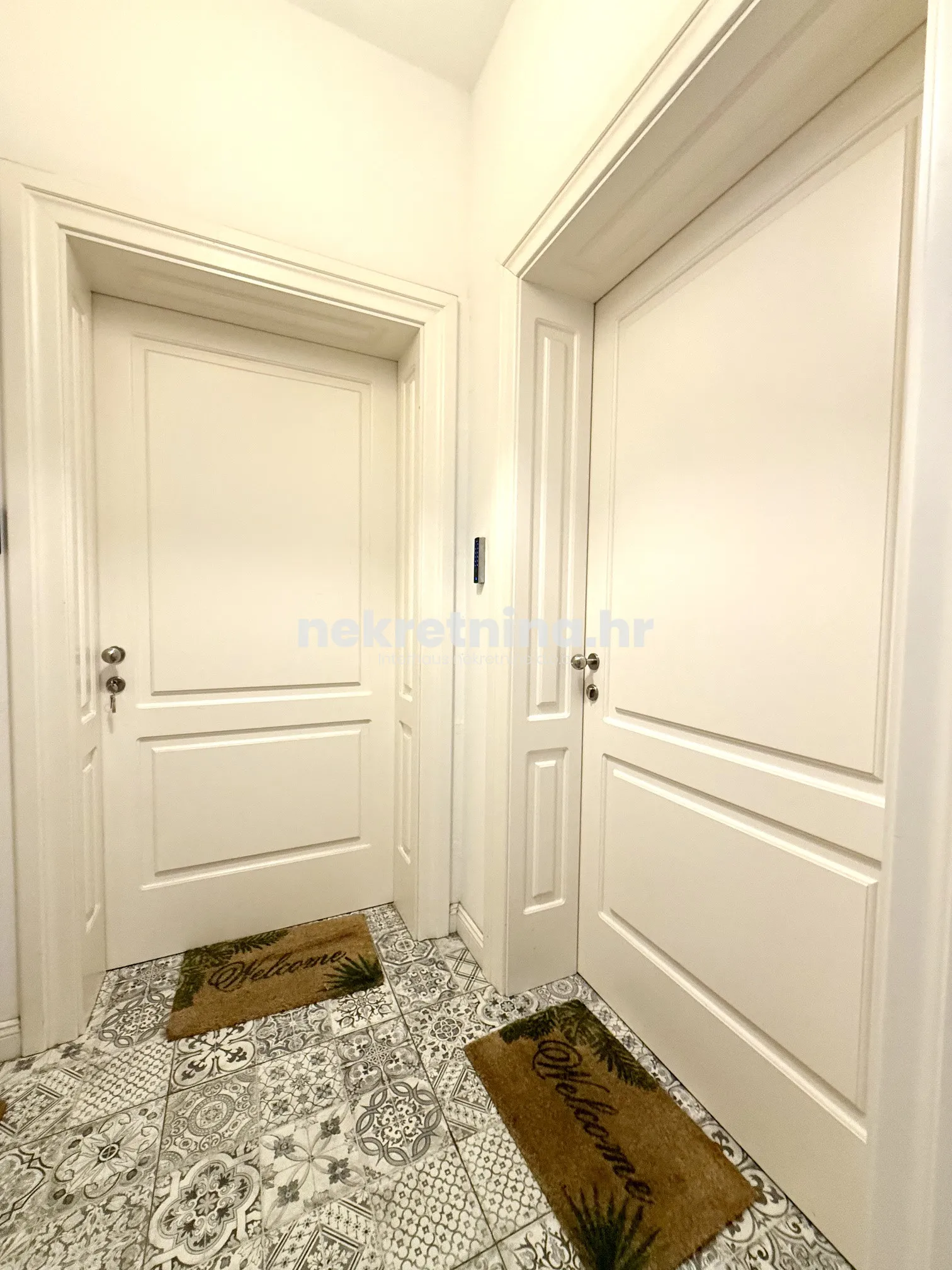 prodaja - 2 stana: zagreb, frankopanska (centar), 75.00 m2 - slika 13