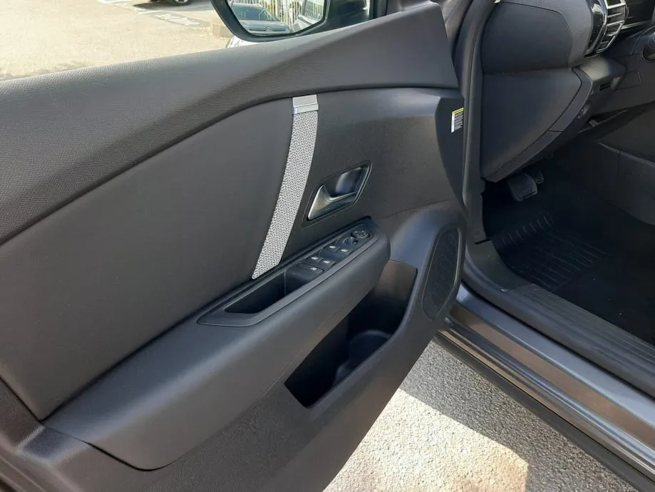 citroën c4 x max puretech 130 eat8 - slika 12