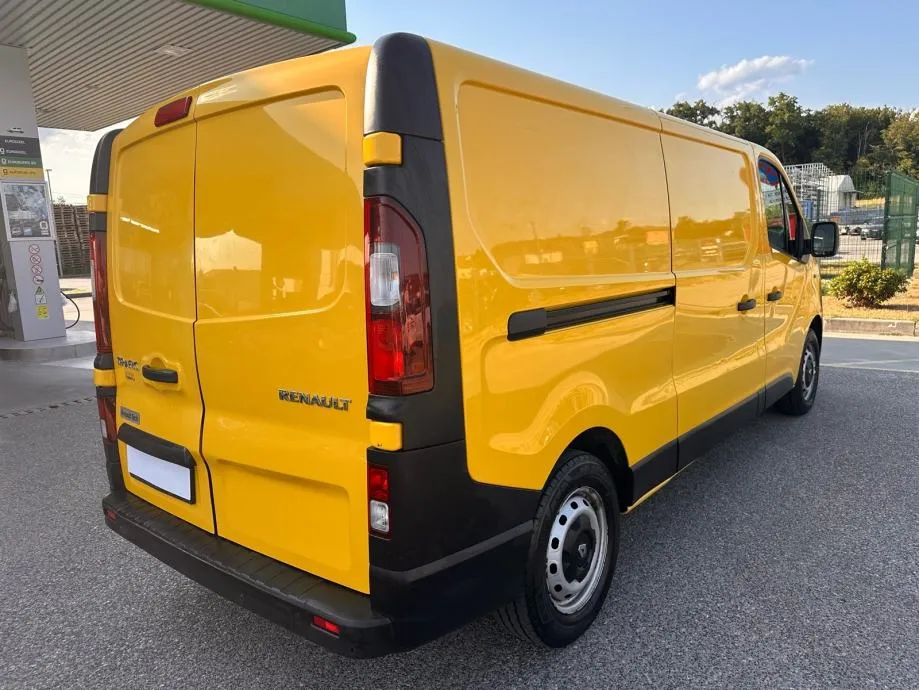 **renault trafic 1.6 dci, hr auto, reg, 1. vlasnik**, 2019 god. - slika 9