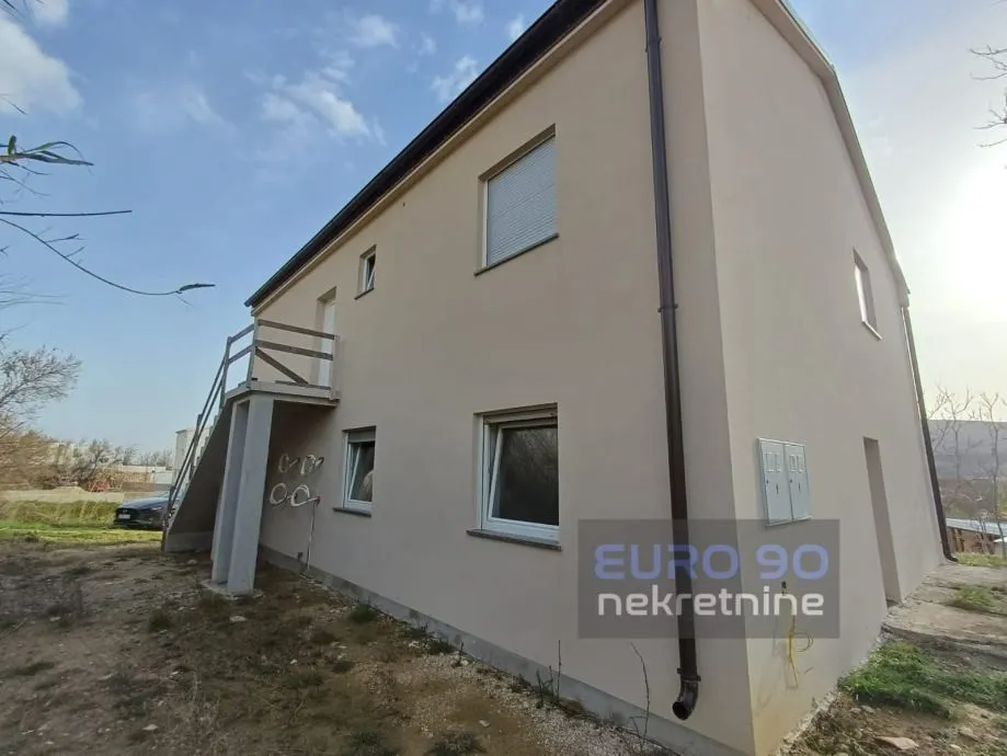 pag- samostojeća kuća sa četiri apartmana, pogled na more !!! - slika 4