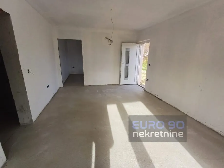 pag- samostojeća kuća sa četiri apartmana, pogled na more !!! - slika 9