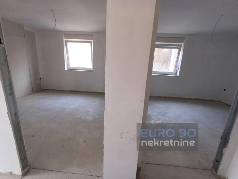 pag- samostojeća kuća sa četiri apartmana, pogled na more !!! - slika 14
